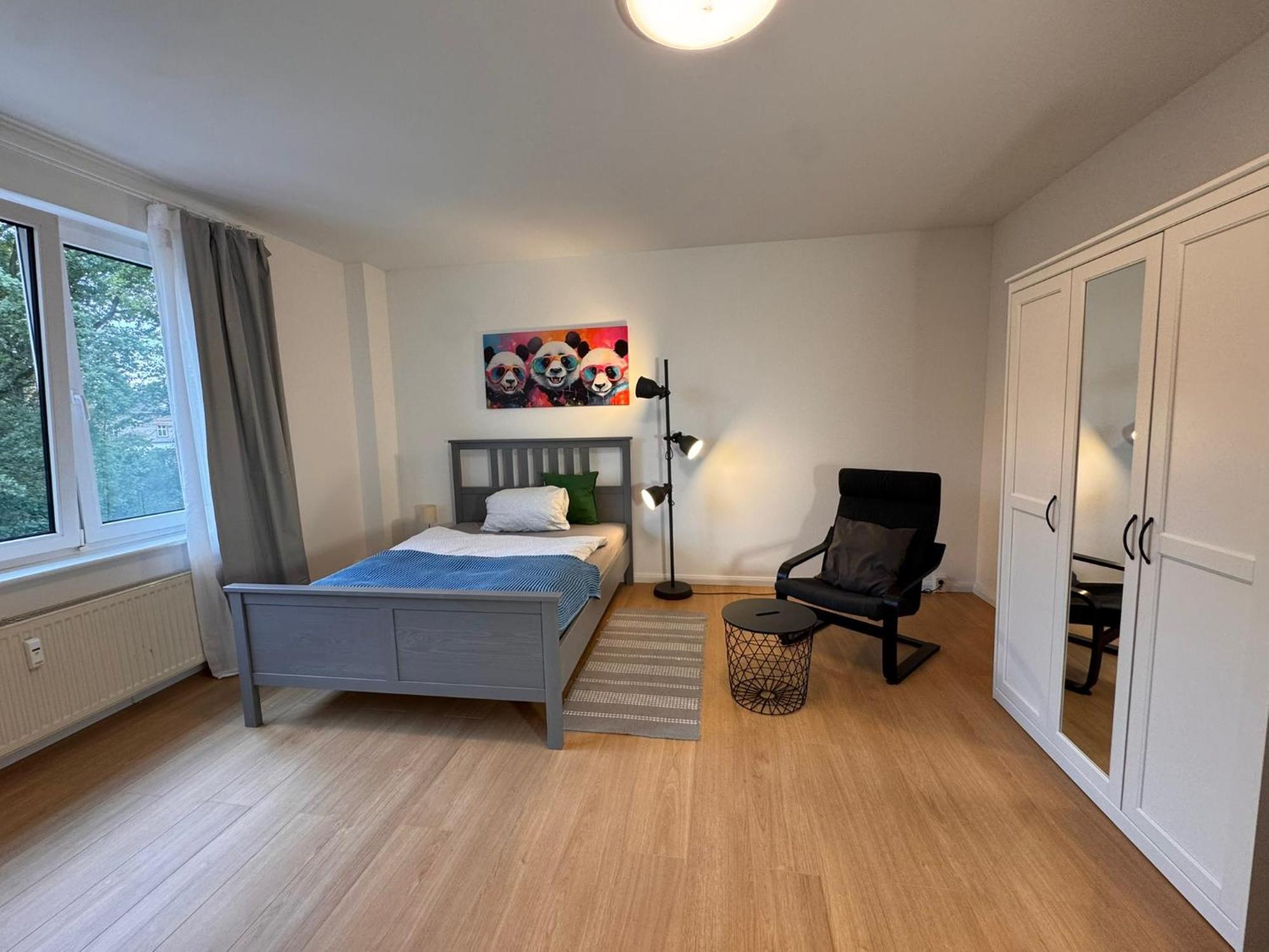 Fc-Apartmenthaus Falkensee Mit Grossem Garten Und Pkw Stellflaechen Bagian luar foto