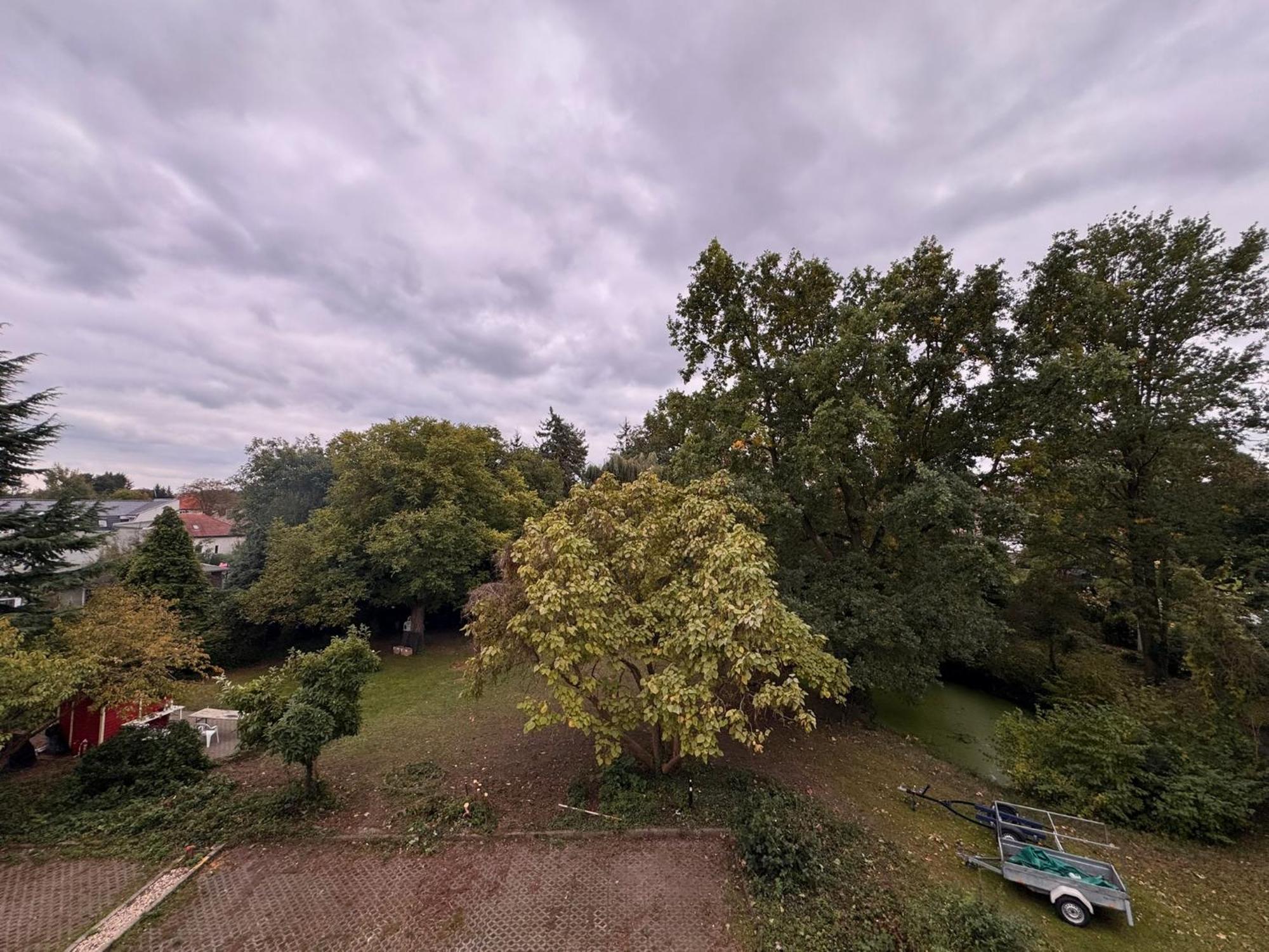 Fc-Apartmenthaus Falkensee Mit Grossem Garten Und Pkw Stellflaechen Bagian luar foto